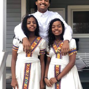 Meet your Posher, Gosa